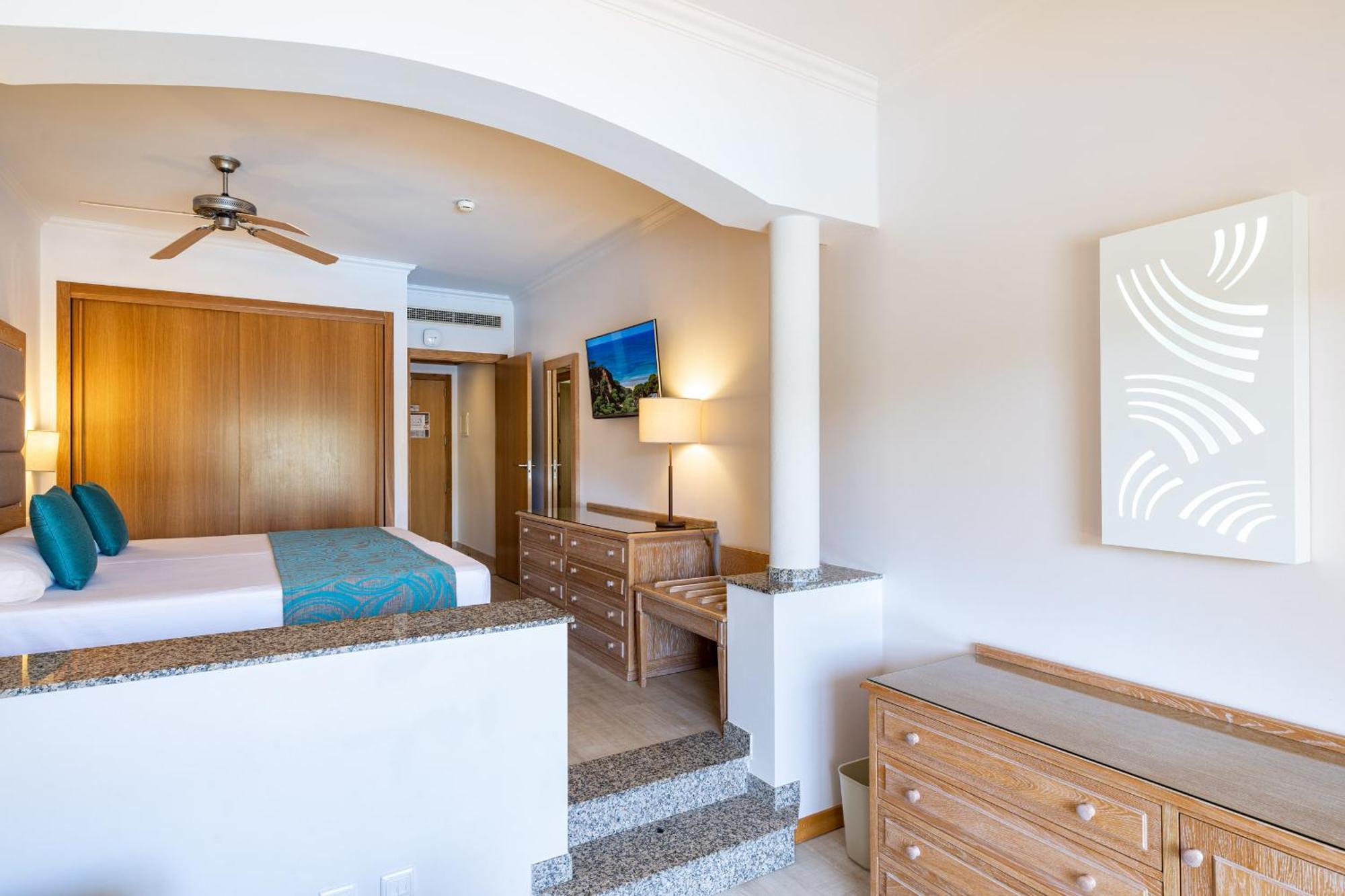 3Hb Guarana Hotel Albufeira Phòng bức ảnh